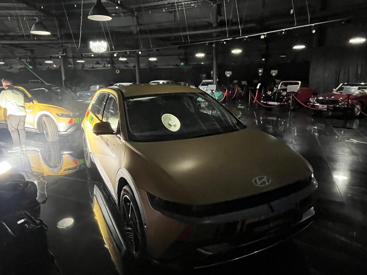 Ion Țiriac îi premiază pe sportivii medaliați la Jocurile Olimpice de la Paris