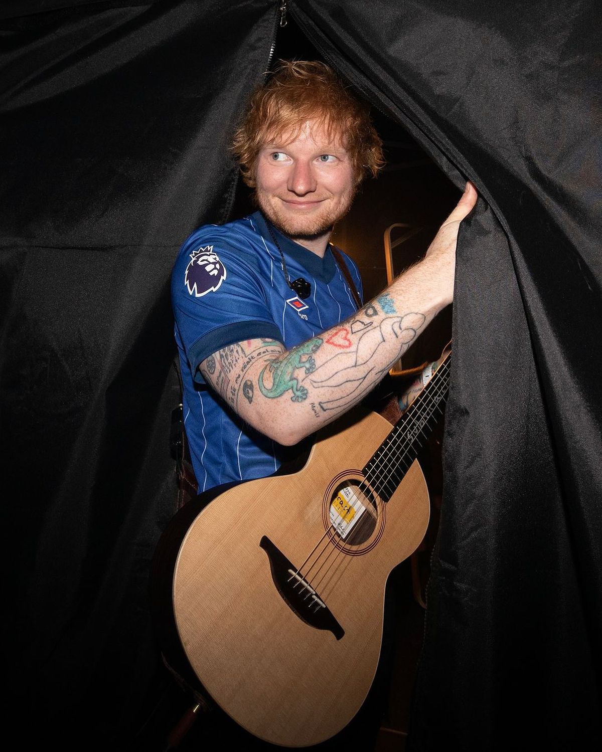 Ed Sheeran a devenit acționar minoritar la Ipswich Town. Este și sponsor al echipei