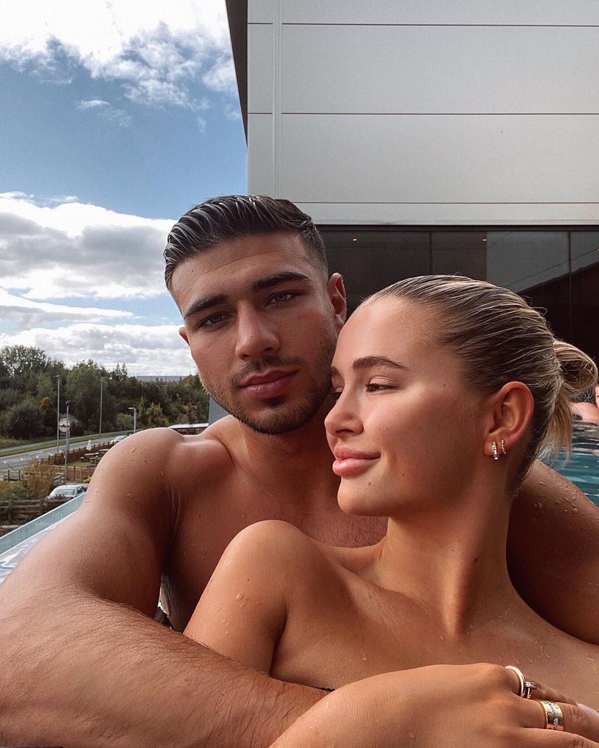 Boxerul Tommy Fury, părăsit de influencerul Molly-Mae Hague. Foto: Instagram