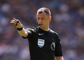 Decizie nemaiîntâlnită la startul Premier League! Ce obligație au de acum arbitrii » În România, a existat cazul Gigi Becali - Istvan Kovacs