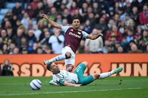 Aston Villa - Newcastle, meci tare în etapa #1 de Premier League