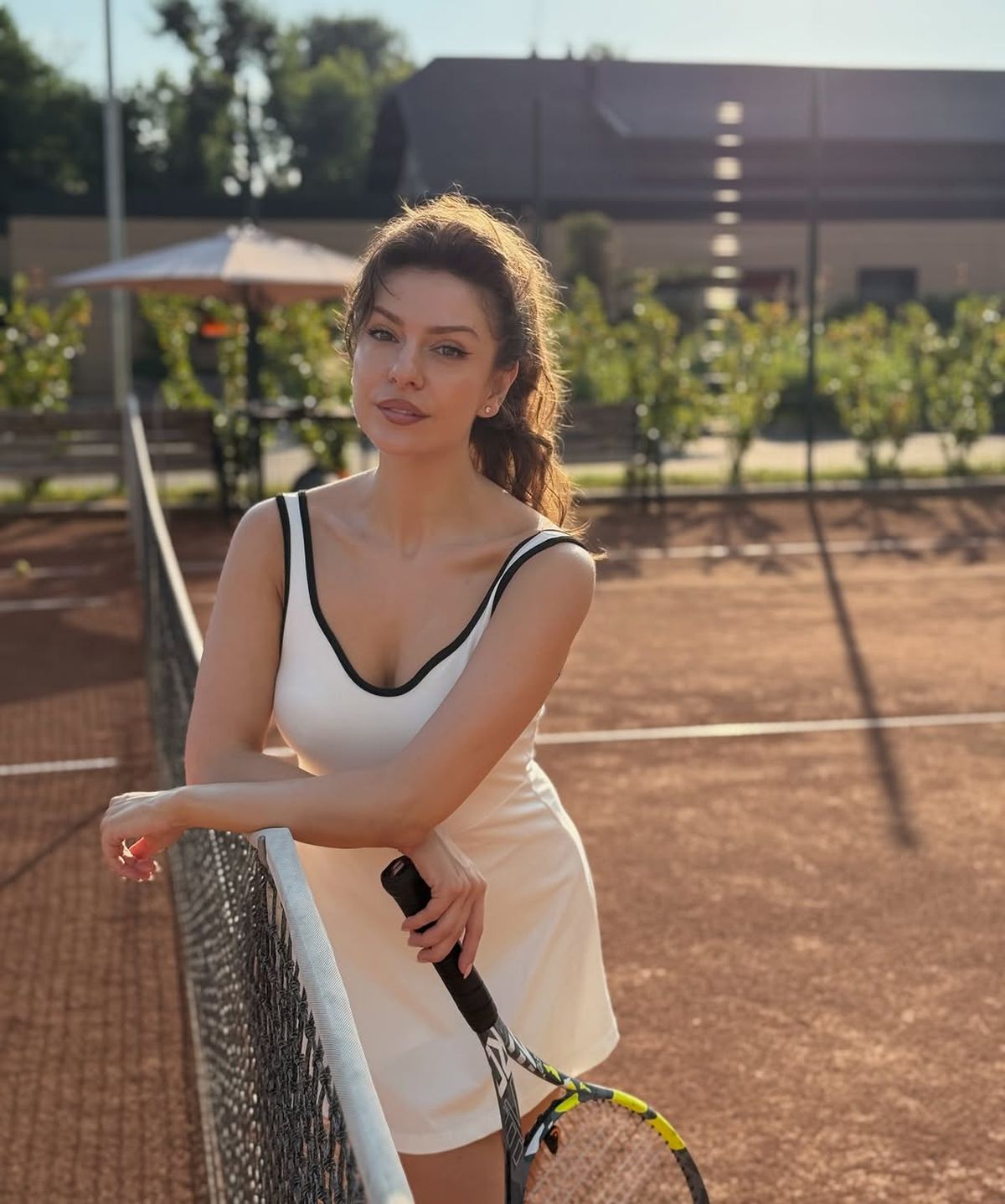 Simona Țăranu, vacanță de vis » Fotografii electrizante cu prezentatoarea TV: „Cam așa arată întreaga activitate”