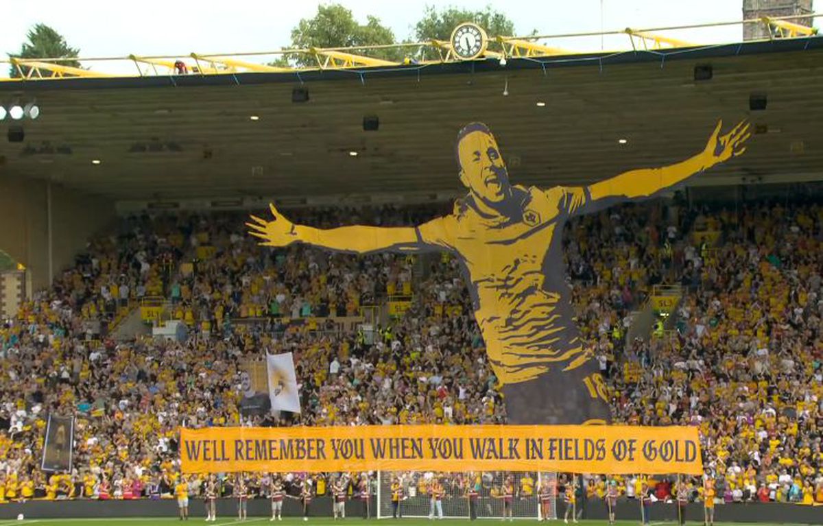 Un stadion în lacrimi » Omagiu emoționant pentru Diogo Jota, cu soția și părinții lui în tribune: „Prin câmpiile aurii...”