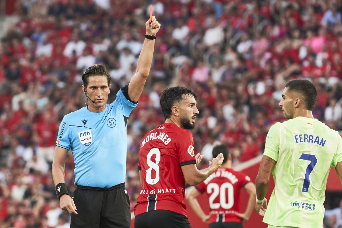 Mallorca - Barcelona, palpitant doar în prima repriză » Trei goluri și două „roșii” în prima etapă din La Liga