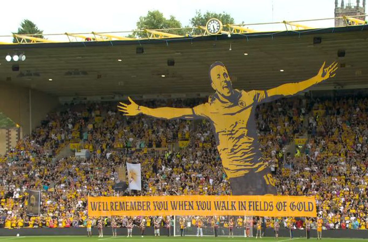 Un stadion în lacrimi » Omagiu emoționant pentru Diogo Jota, cu soția și părinții lui în tribune: „Prin câmpiile aurii...”