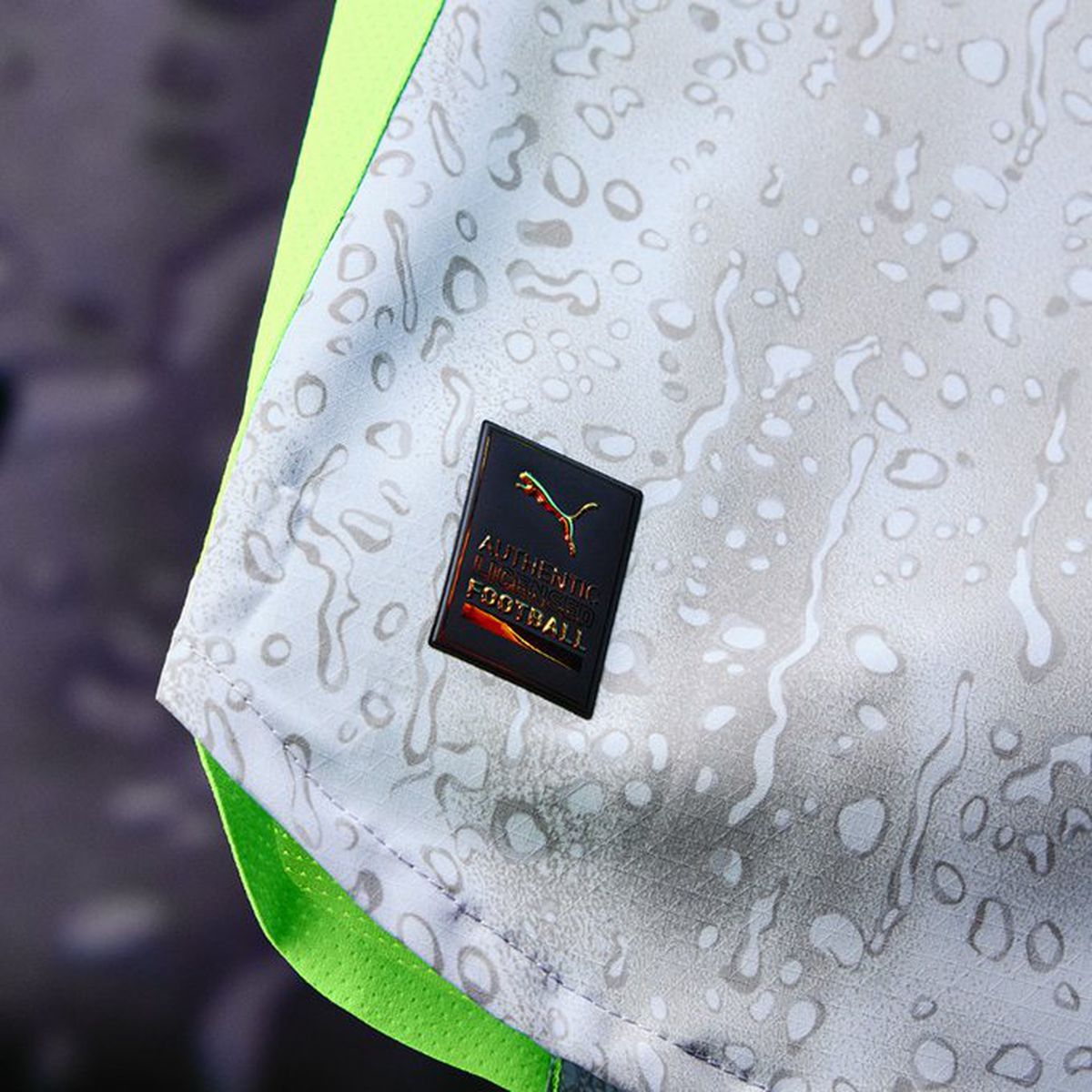 A cui a fost ideea? Fanii au votat: echipamentul lui Manchester City e cel mai urât din istorie!