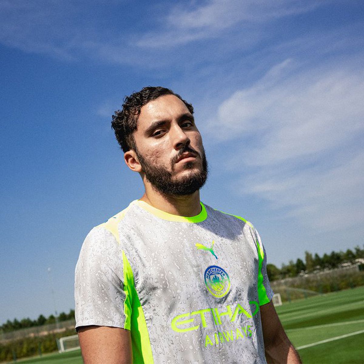 A cui a fost ideea? Fanii au votat: echipamentul lui Manchester City e cel mai urât din istorie!