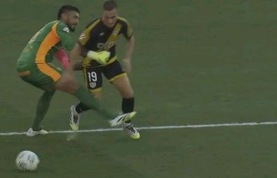 „Înțeleg orice greșeală, dar asta nu mai intră în zona greșelilor!” » Ilie Dumitrescu și Gică Craioveanu, contrariați de o fază: „N-am mai văzut așa ceva!”