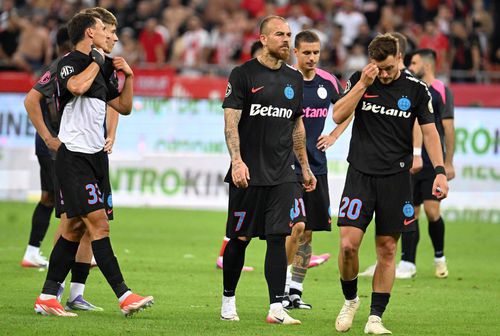 Risto Radunovic, primul din stânga/ foto Imago Images