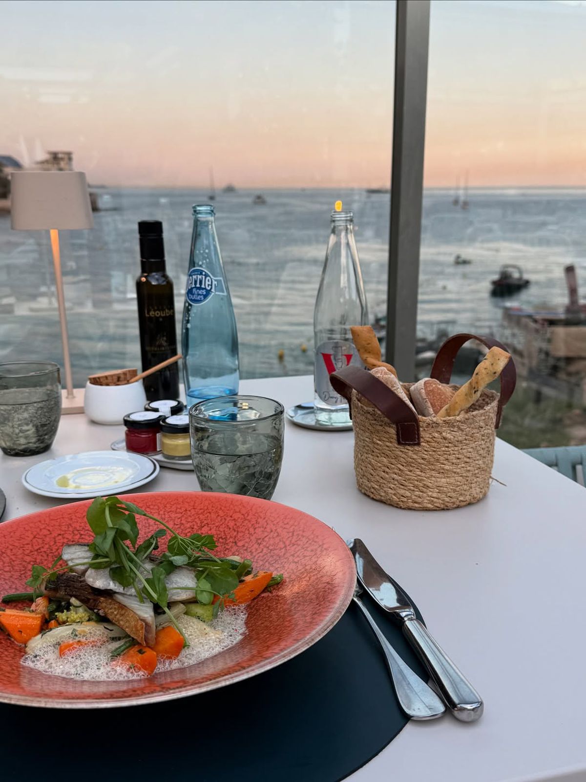 Simona Țăranu, vacanță de vis » Fotografii electrizante cu prezentatoarea TV: „Cam așa arată întreaga activitate”