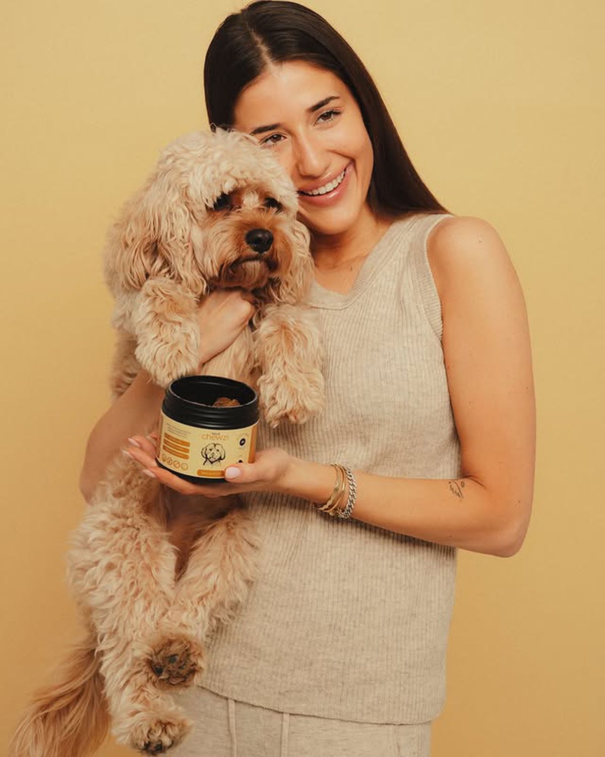 Fiica lui Adrian Ilie poate deveni una dintre cele mai bogate femei din România: implicată într-o afacere de sute de milioane de euro