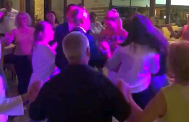 VIDEO Chef de chef cu ministrul Bogdan Matei » A „rupt” ringul de dans alături de o federație care a reușit o contraperformanță istorică!