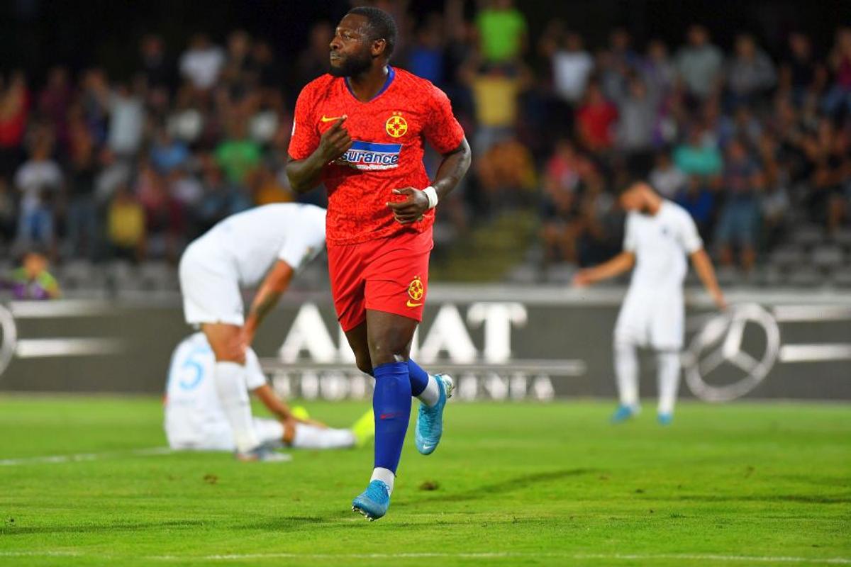 FCSB // FOTO&VIDEO Harlem Gnohere trage tare pentru a slăbi! Mesaj din sală pentru cei care l-au criticat