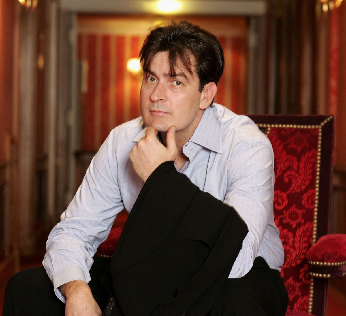 Scandaluri sexuale neștiute cu marile vedete. De la perversiunile cuplului Angelina Jolie-Brad Pitt la invitația pe iacht a Pamelei Anderson