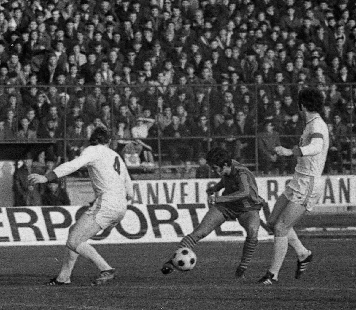 RETRO GSP. 50 de ani de la o zi antologică pentru fotbalul românesc. Cu ce rezultate au uimit UTA, Steaua, Dinamo și Craiova