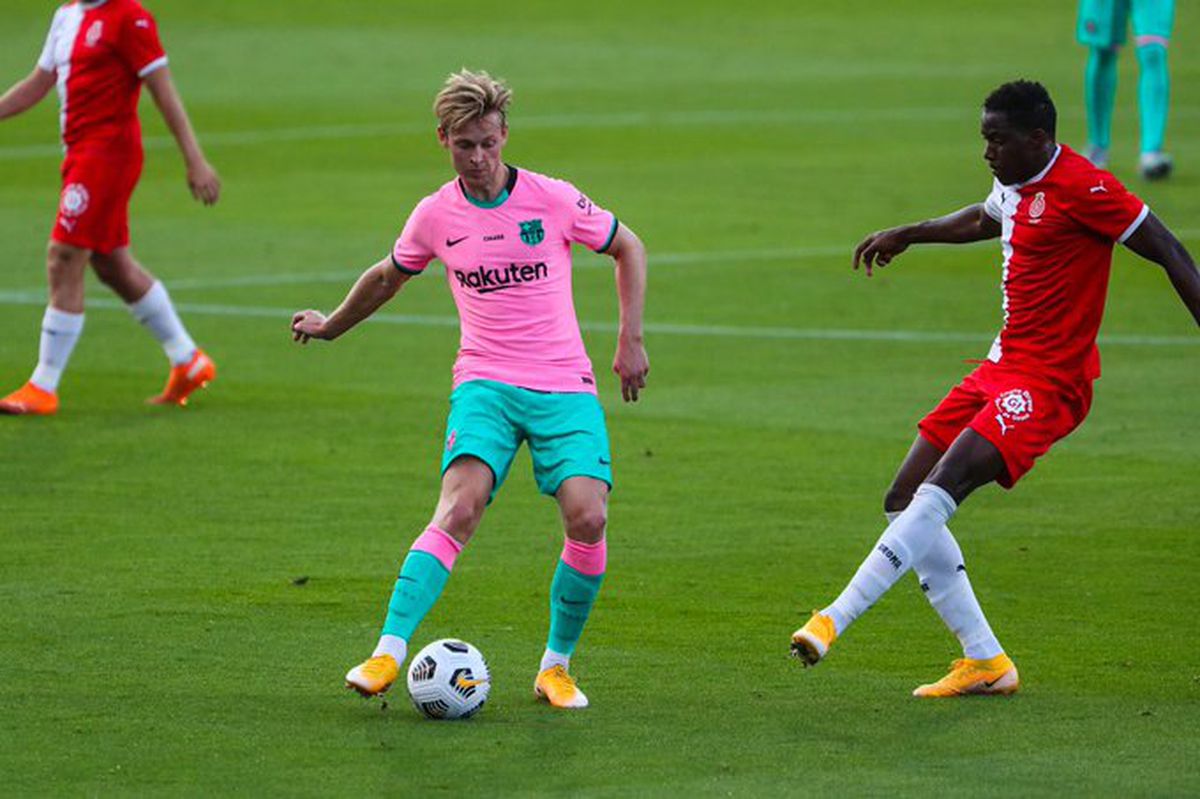 O nouă problemă la Barcelona! De ce nu poate Ronald Koeman să stea pe bancă la meciurile oficiale