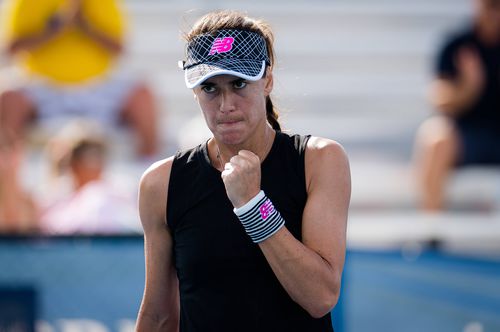Sorana Cîrstea (31 de ani, 40 WTA) a învins-o pe Tereza Martincova (26 de ani, 61 WTA), scor 7-5, 6-2, și s-a calificat în sferturile de finală ale turneului de la Portoroz, Slovenia.