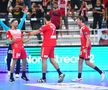 Dinamo joacă astăzi, de la ora 19:45, primul meci din grupa B a Ligii Campionilor la handbal masculin, împotriva polonezilor de la Vive Kielce. Partida este liveTEXT pe GSP.ro și în direct pe Telekom Sport 1, Digi Sport 1 și Look Sport+.