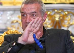 Gata, pleacă de la FCSB? Becali, anunț de ultim moment despre un titular din meciul cu Anderlecht: „Se sperie, săracul! Nu e de nivelul ăsta, să-l ia înapoi dacă vor”