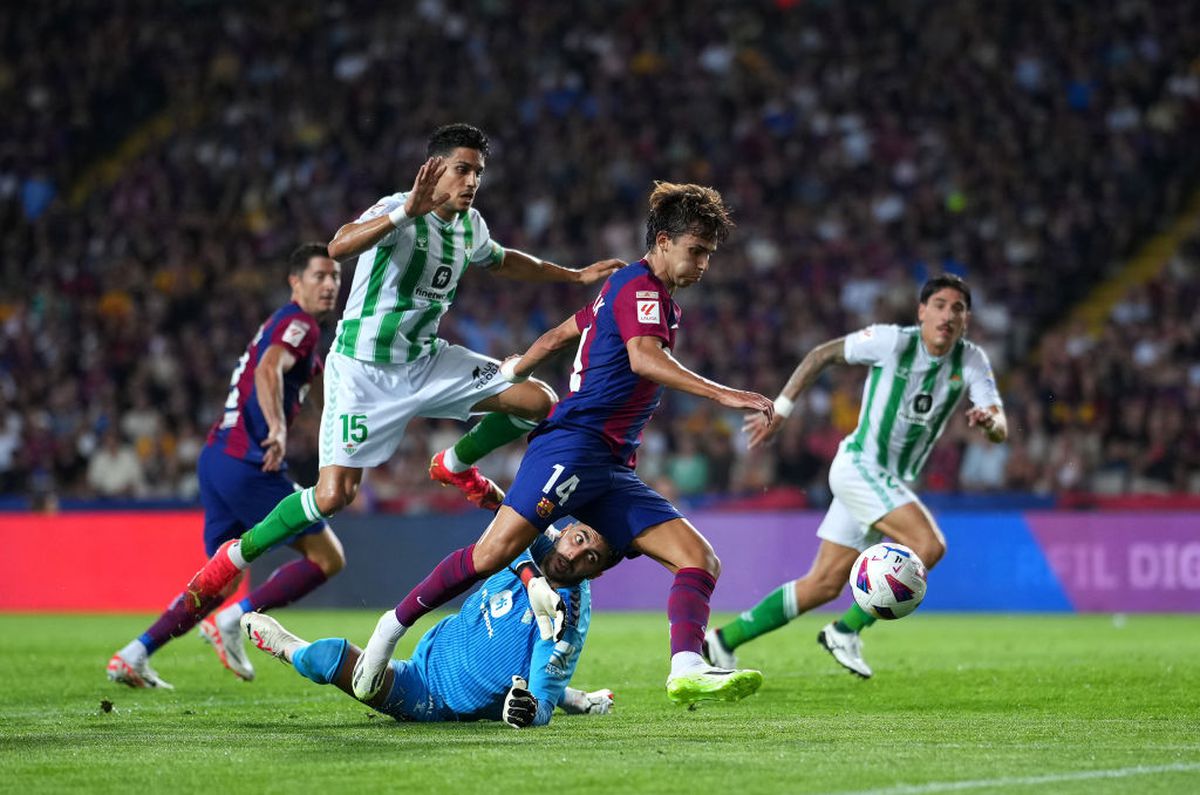 Barcelona, show într-un meci al premierelor » Joao Felix și Joao Cancelo au „spart gheața” în tricoul catalanilor