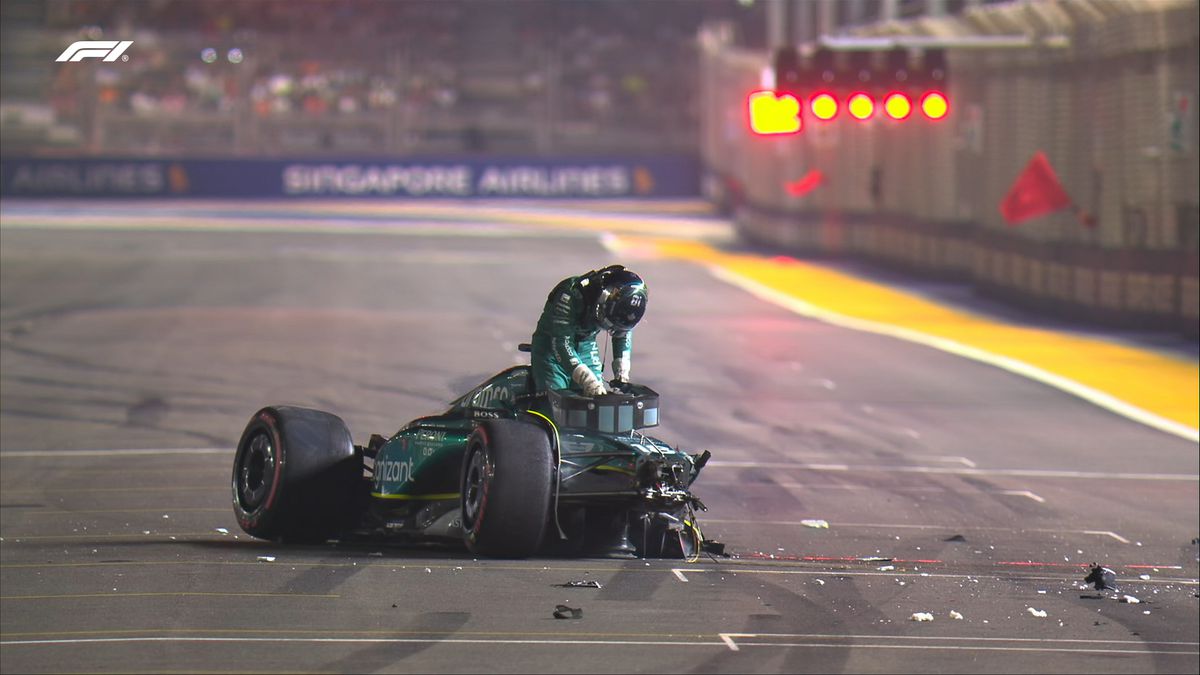 Accident înfiorător în MP de Formula 1 din Singapore » Mașina pilotată de Stroll a fost făcută praf