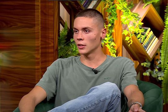 David Popovici (19 ani) a explicat cum se ferește de suplimentele contaminate și cum face tot posibilul pentru a evita o situație nefericită ca cea în care se află Simona Halep (31 de ani).