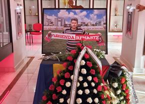 Dinamo își ia rămas-bun de la Gigi Mulțescu și de la Valentin Samungi! Foștii mari sportivi au fost depuși la muzeul din Ștefan cel Mare + Momente copleșitoare cu Alexandru Băluță