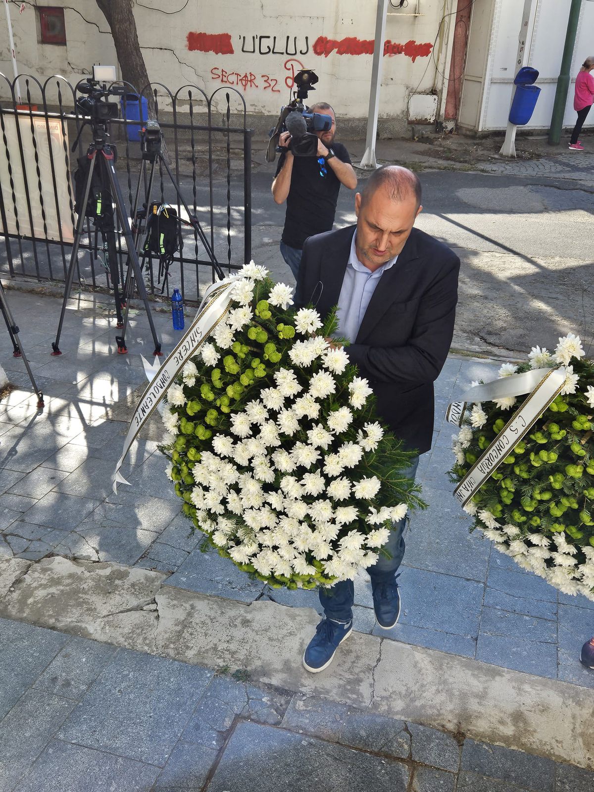 Familia Dinamo și-a luat rămas-bun de la Gigi Mulțescu și Valentin Samungi! Foștii mari sportivi au fost depuși la muzeul din Ștefan cel Mare + Momente copleșitoare cu Alexandru Băluță