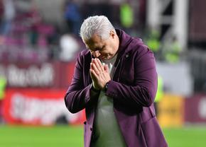 Ce s-a întâmplat pe gazon imediat după Rapid - U Cluj! Marius Șumudică, împietrit: reacția galeriei la finalul meciului