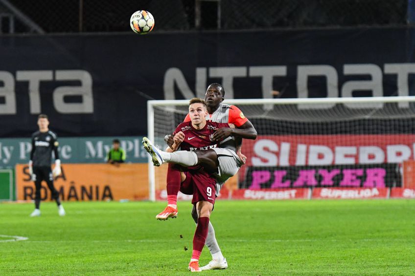 Fundașul central Joyskim Dawa (28 de ani) i-a dat replica lui Louis Munteanu (22), după ce atacantul l-a luat peste picior la finalul partidei CFR Cluj - FCSB, scor 2-2, din runda #9 din Superliga.