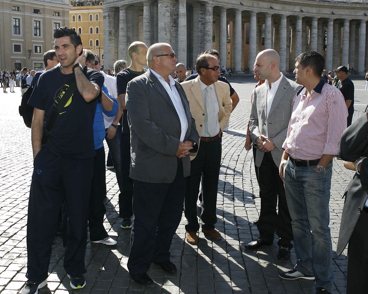 Fix 17 ani de când zidarul Culio a răpus gladiatorii » Imagini memorabile de pe Olimpico + Amintirile „Papei de la Roma”: „Fază tare cu Trică în vestiar”