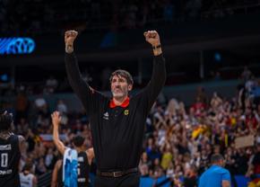 Antrenorul campioanei europene, spitalizat la câteva zile după câștigarea EuroBasket 2025 » A pierdut 7 kg!