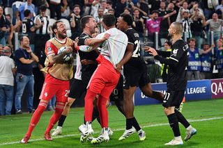 Seară INCREDIBILĂ în Liga Campionilor » 8 (OPT) goluri după pauză în Juventus - Dortmund + Qarabag, victorie IMENSĂ!