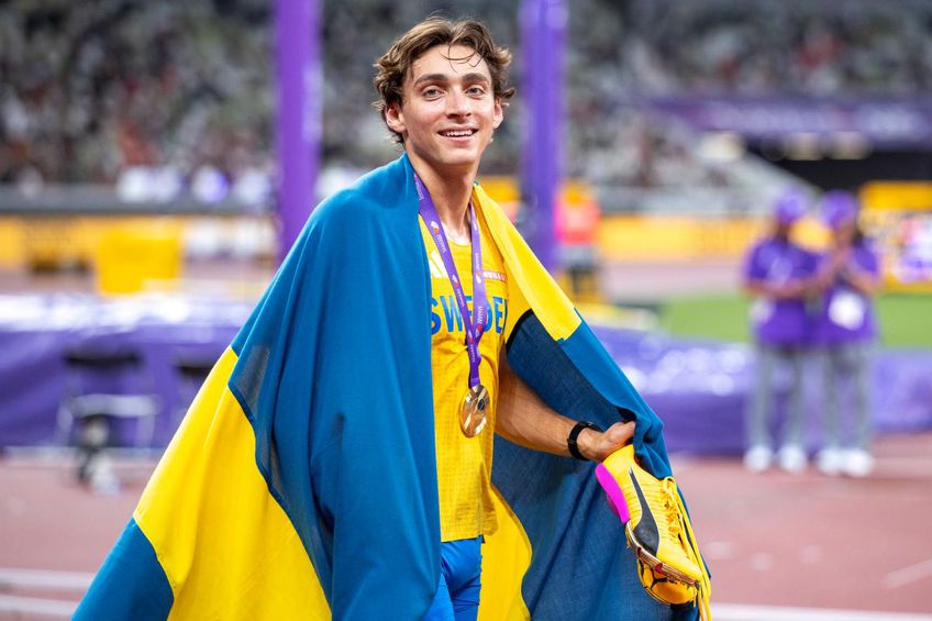 Armand Duplantis cu medalia de aur de la CM Tokyo 2025 Foto: Imago Images