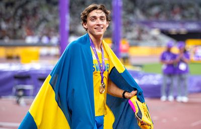 Armand Duplantis, după recordul lumii stabilit la Campionatele Mondiale de la Tokyo: „Nu am nicio rutină, superstiții, mă las purtat de val!”