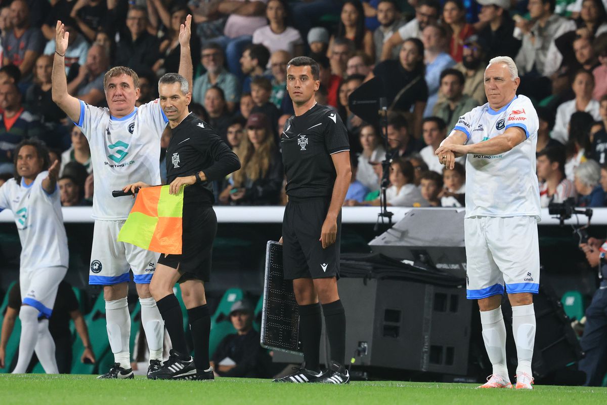 Gică Hagi la Legends Charity Game