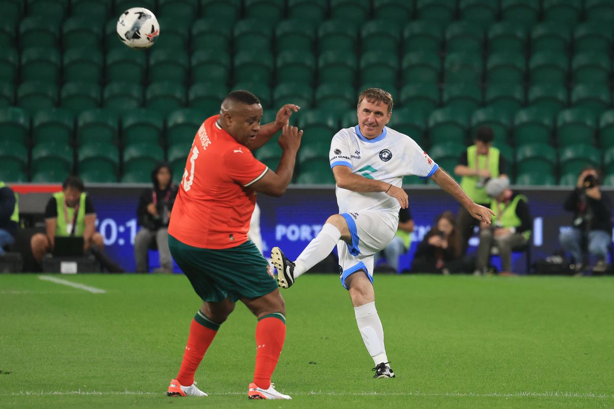 Gică Hagi la Legends Charity Game