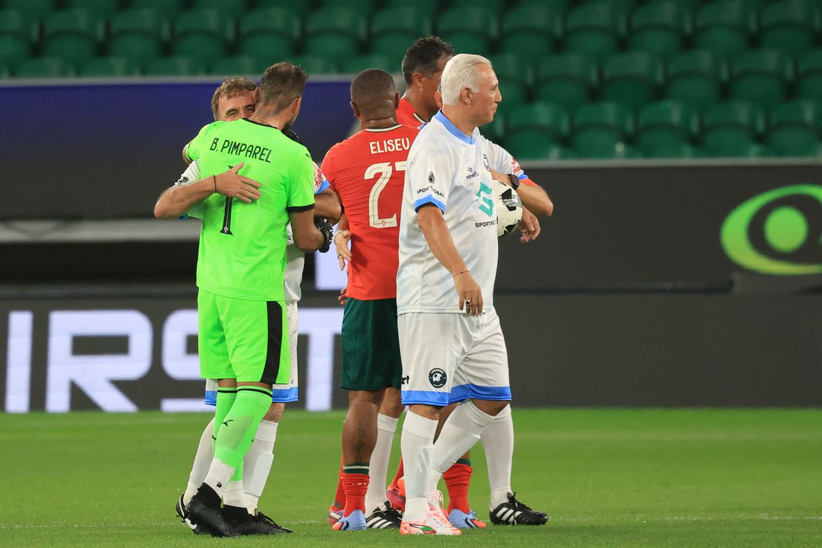 Gică Hagi la Legends Charity Game