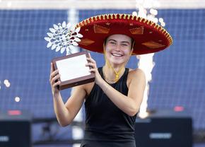 Iva Jovic a devenit cea mai tânără câștigătoare a unui turneu WTA din 2025 » Și turneul de la Sao Paolo a fost adjudecat de o sportivă de sub 20 deani
