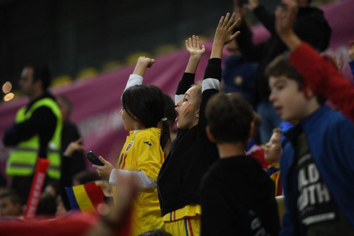 România - Norvegia 1-1 // Copiii din tribune
