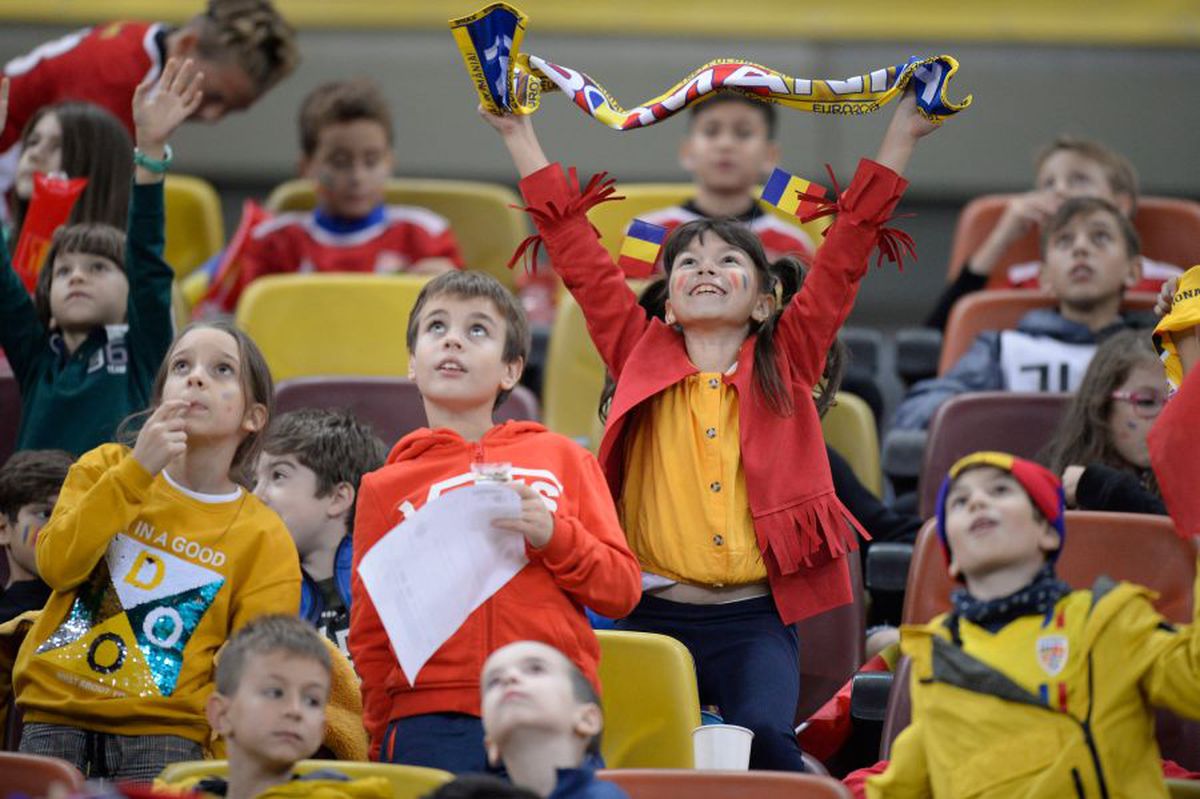 România - Norvegia 1-1 // Copiii din tribune