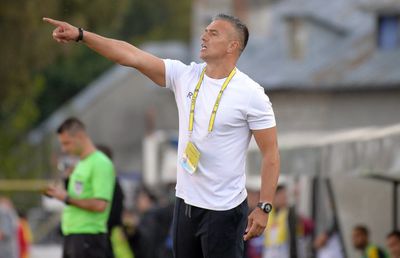 RAPID - PETROLUL 1-0 // VIDEO Pancu, nemulțumit după victorie: „Unii elevi de-ai mei nu pot rezista presiunii! Parcă am fost parașutați în teren”