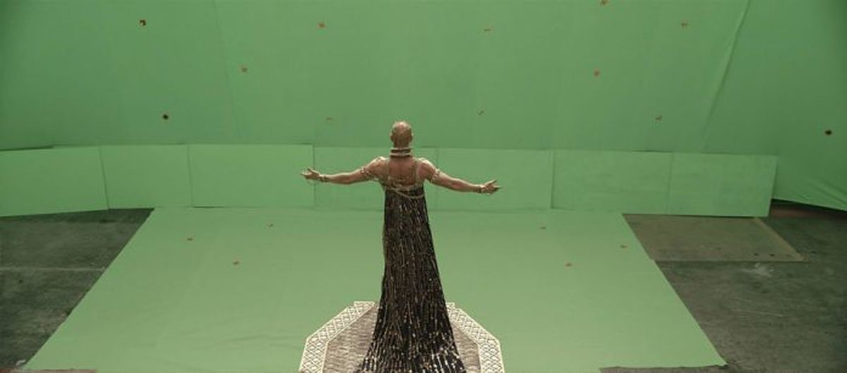 La ce ne uităm?! 24 de imagini de necrezut cu efectele speciale din filme: în ce hal arată o scenă celebră din Wolf of Wall Street în realitate!