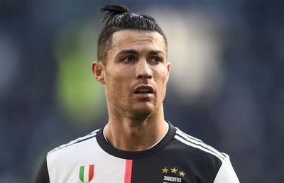 Cristiano Ronaldo e furios: „Am avut autorizaţie. Nu am încălcat niciun protocol. Totul e o minciună!”