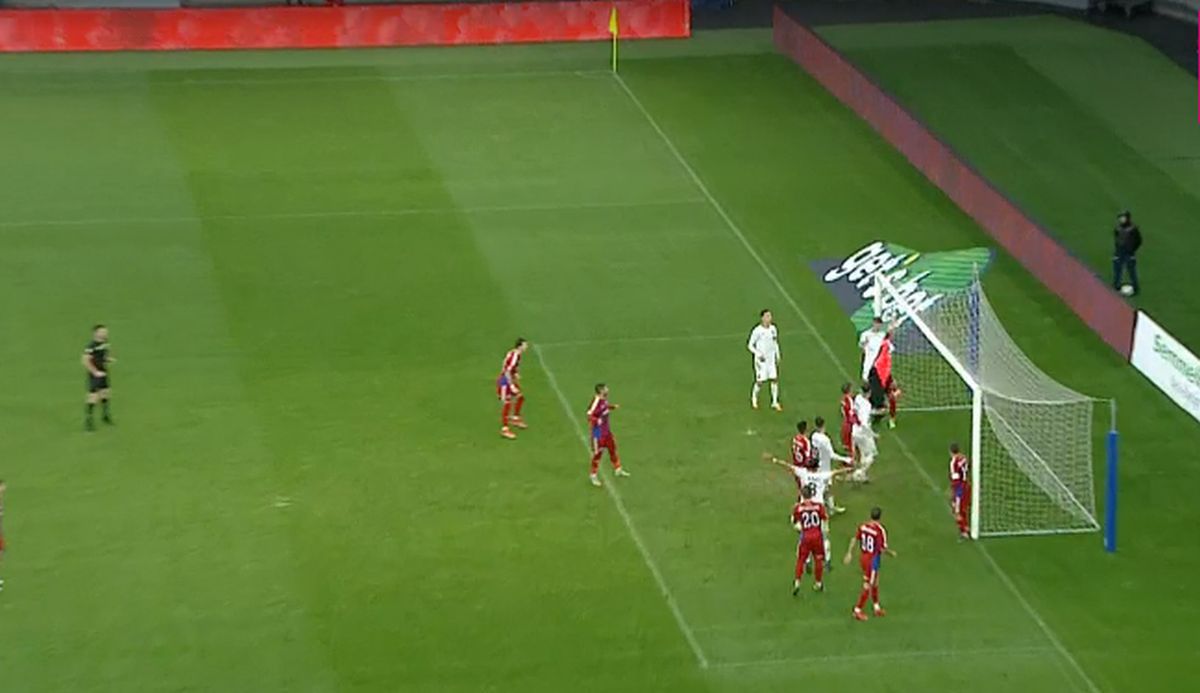 Ionuț Zaharia, gol din corner în CSA Steaua - Astra / FOTO: Capturi @Telekom Sport 1