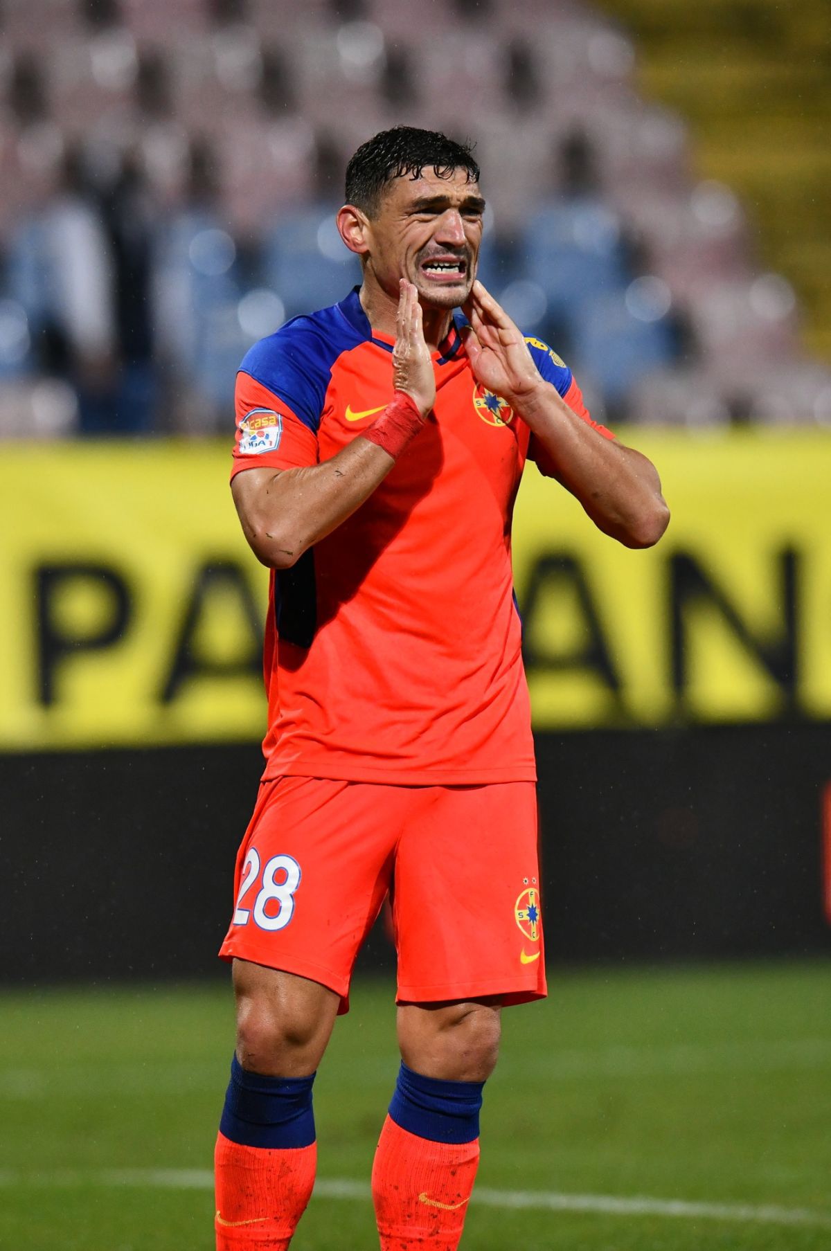 FCSB se revoltă după meciul cu CS Mioveni: „Construim stadioane excepționale și nu le folosim?!”