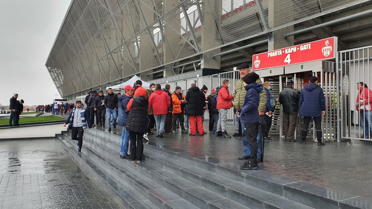 Liviu Ciobotariu, după ce a dus-o pe FC Voluntari pe locul 2: „E meritul lor! Avem speranțe pentru viitor”