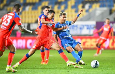 Situație inedită la FCSB: conducerea poate amenda jucătorii după cazurile de COVID! Ce spune regulamentul