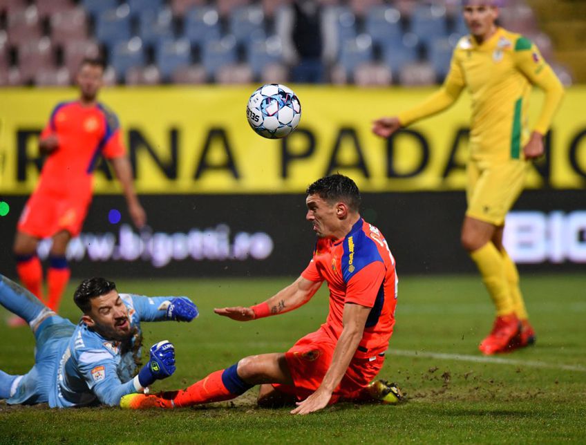 FCSB a învins-o pe CS Mioveni, scor 3-0. Adrian Porumboiu, fost mare arbitru internațional, consideră că primele două goluri marcate de gazde au venit în urma unor greșeli de arbitraj. „Centralul” partidei: Marcel Bîrsan.