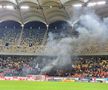 FCSB - UTA. Meci oprit din cauza torțelor din Peluză